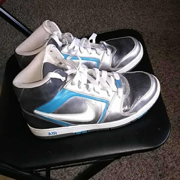 Nike Shoes - Women's Nike Air Prestige Classic High top